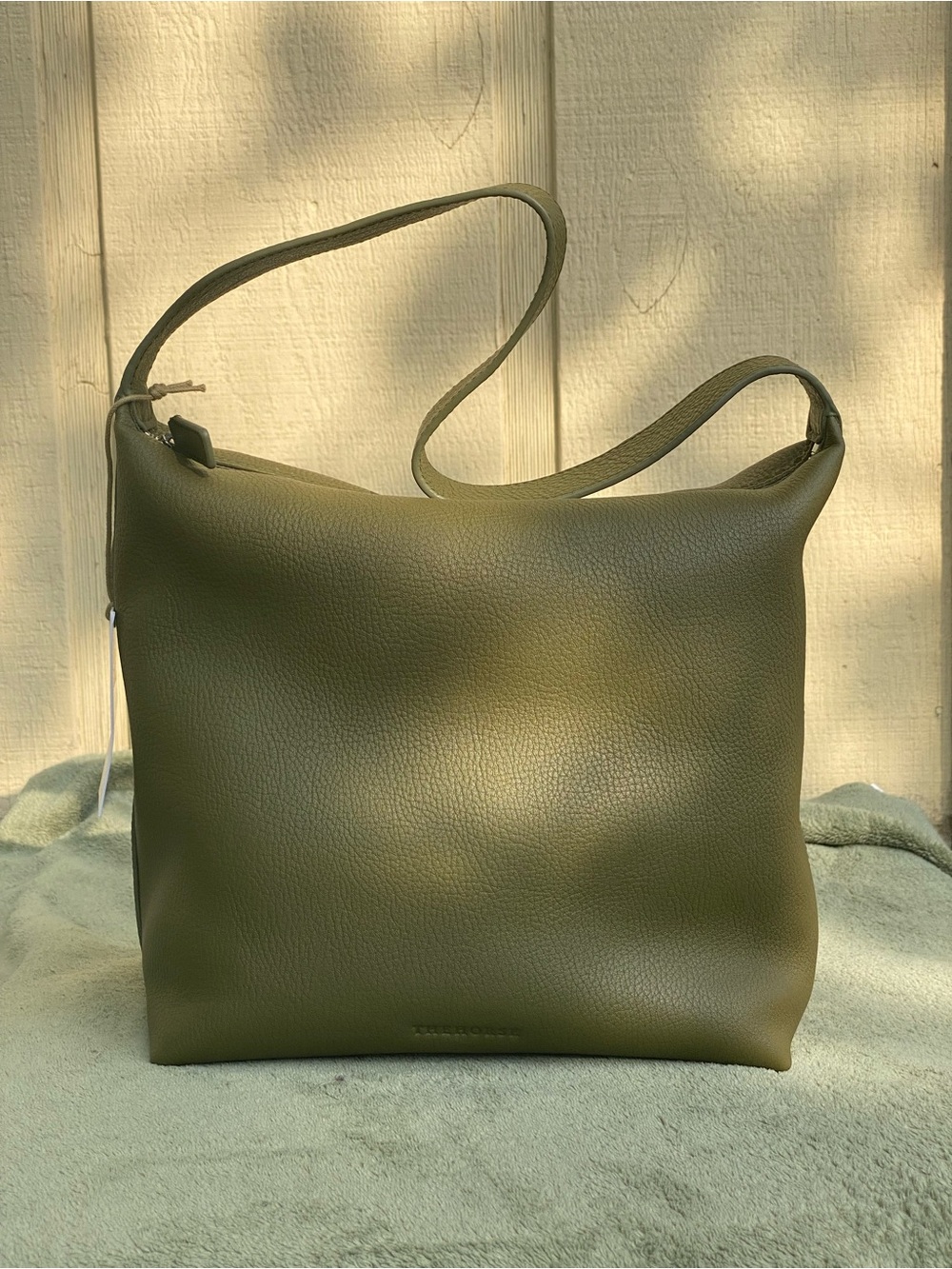 New The Horse Beautiful Olive Green Impeccable Leather Daisy Bag Purse